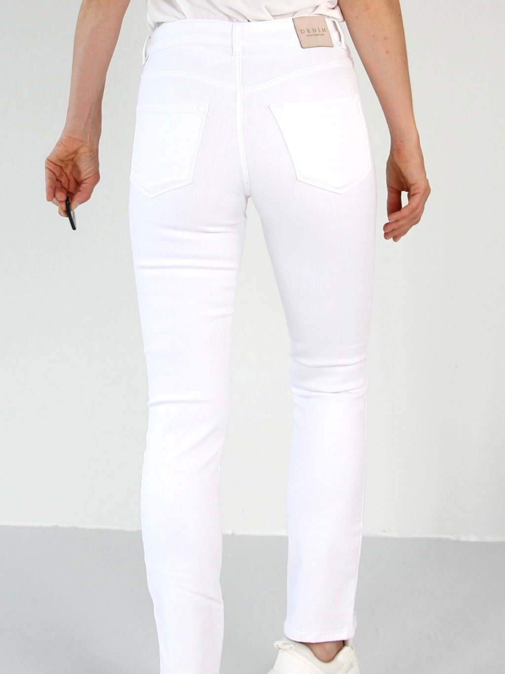 ELLERY - WHITE