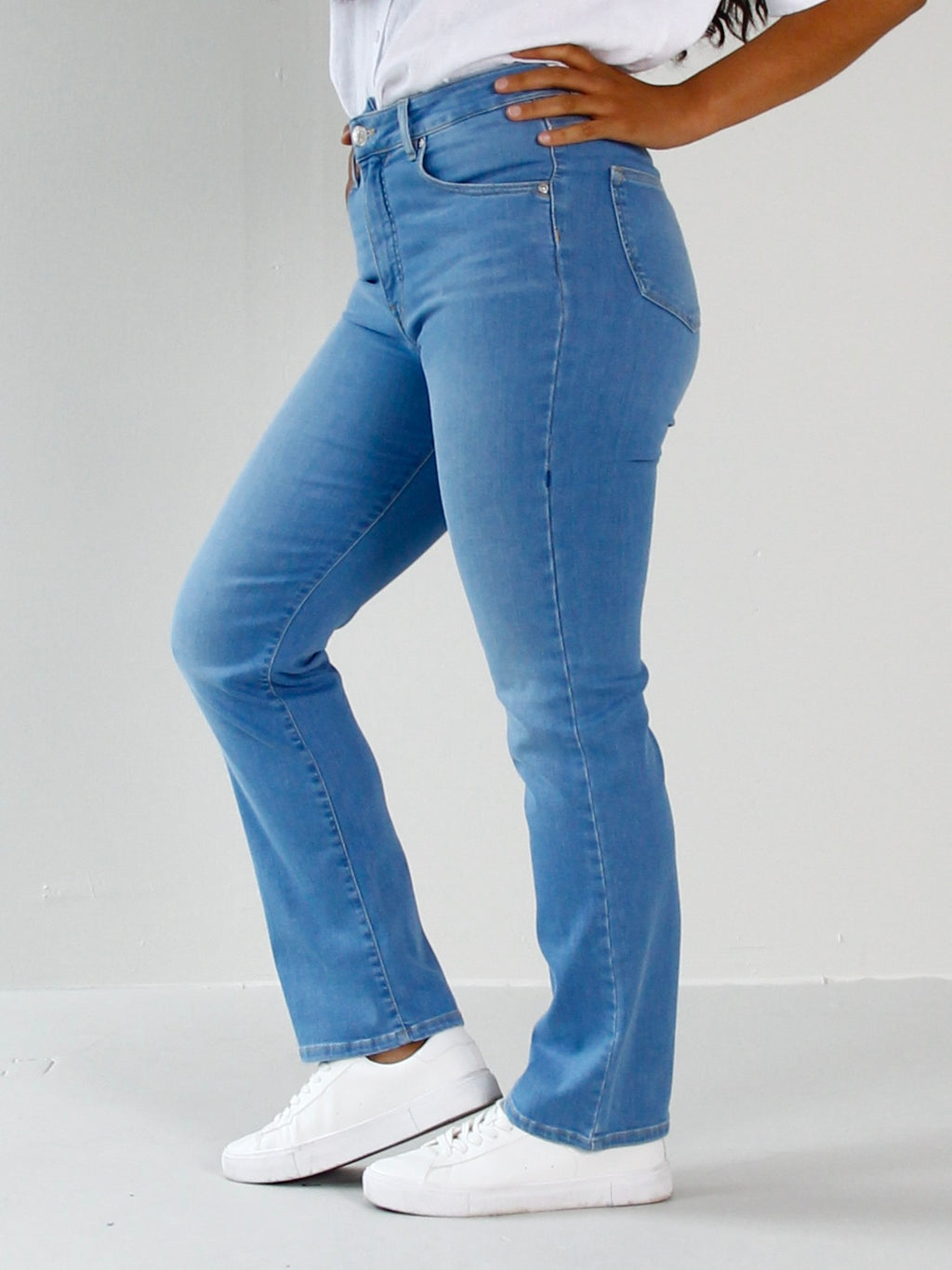 VERA STRAIGHT JEANS - RIVIERA BLUE