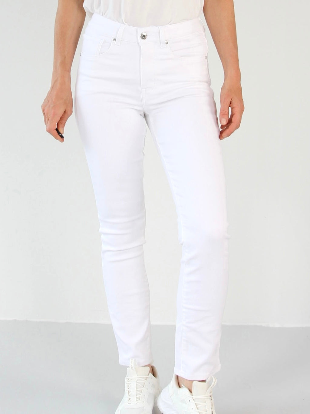 ELLERY - WHITE