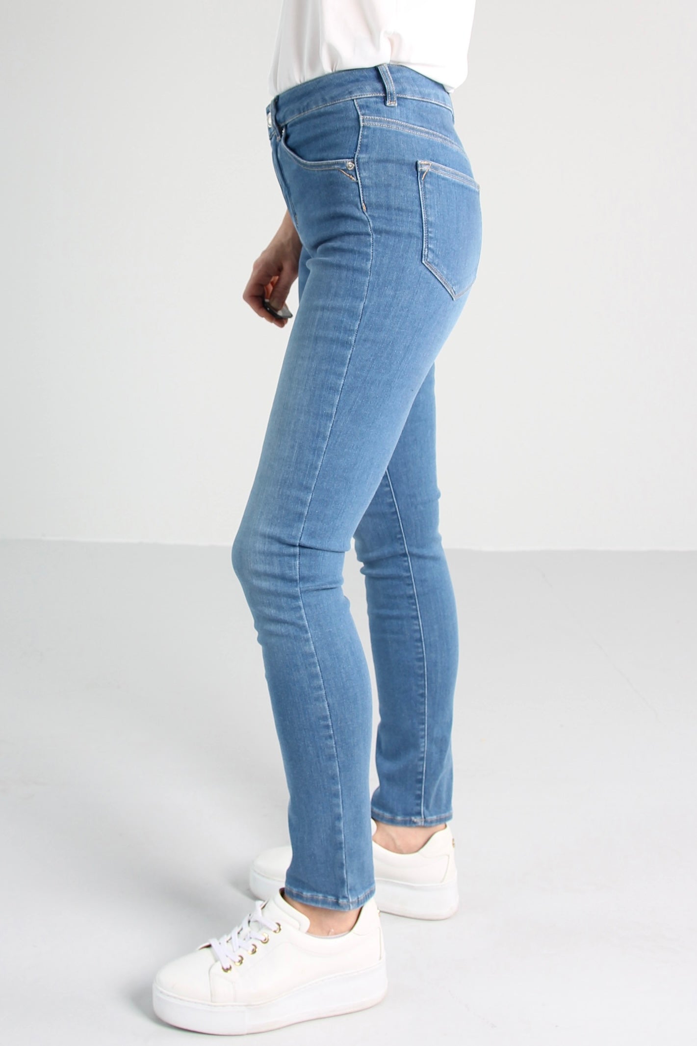 AYLA SLIM JEANS - SEA BLUE