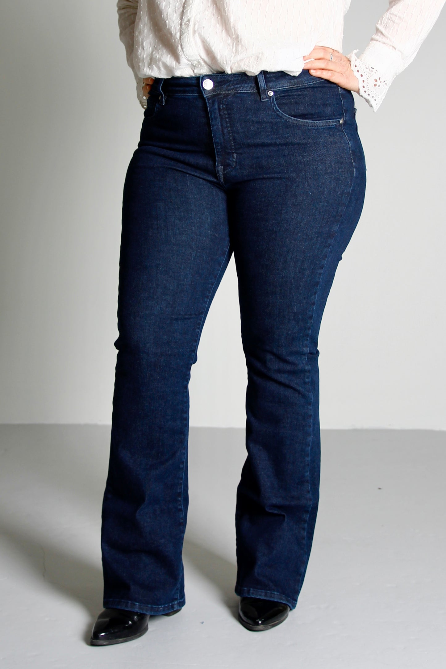 Wesley Deep Sea Jeans - Dame - Bootcut