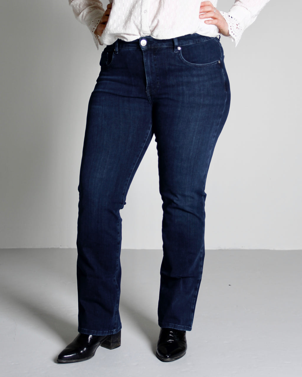 VIOLET STRAIGHT JEANS - NIGHT SKY