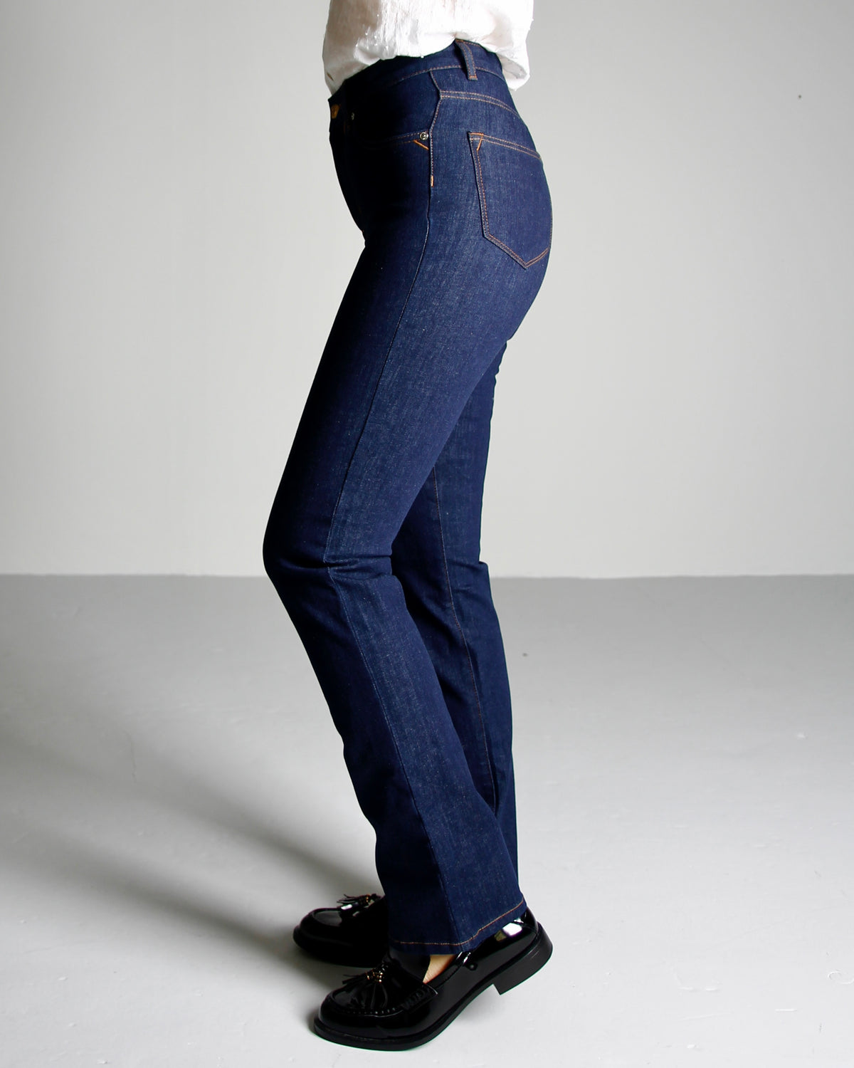 STRAIGHT – Denim Destination