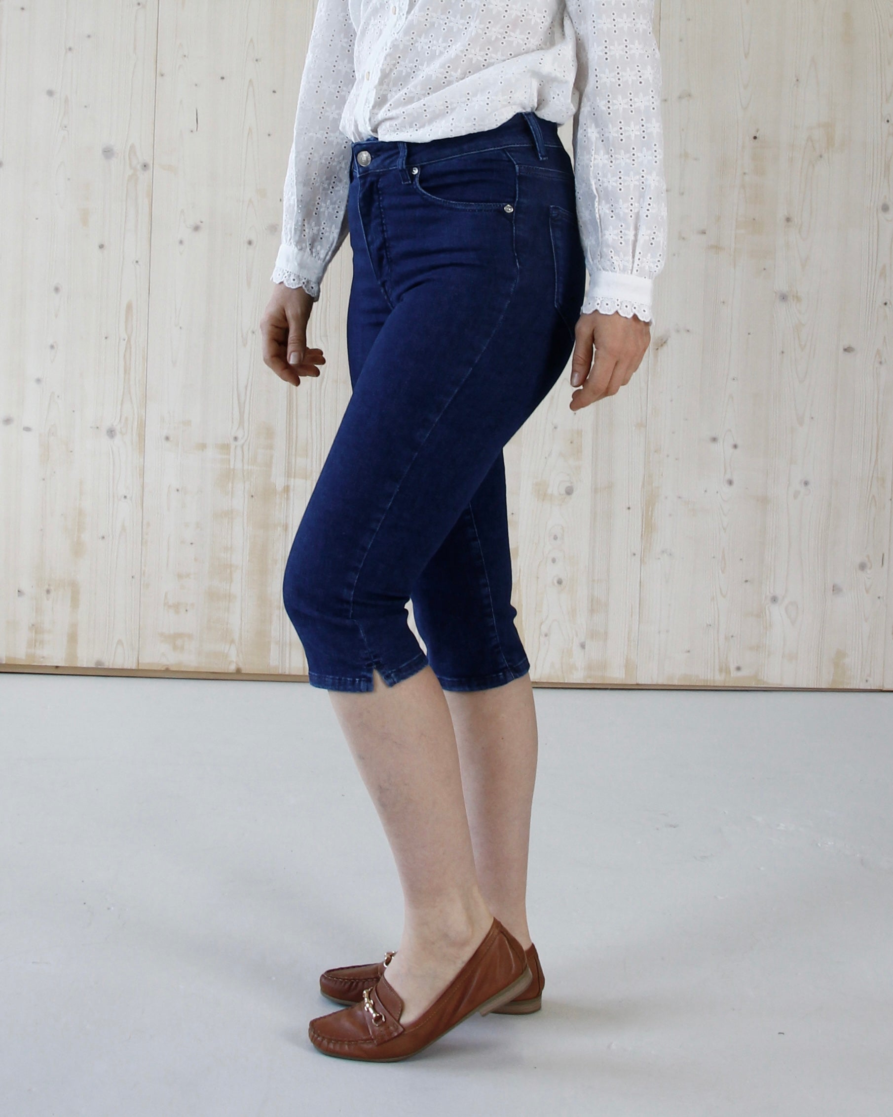 OPAL CAPRI - GREEK BLUE