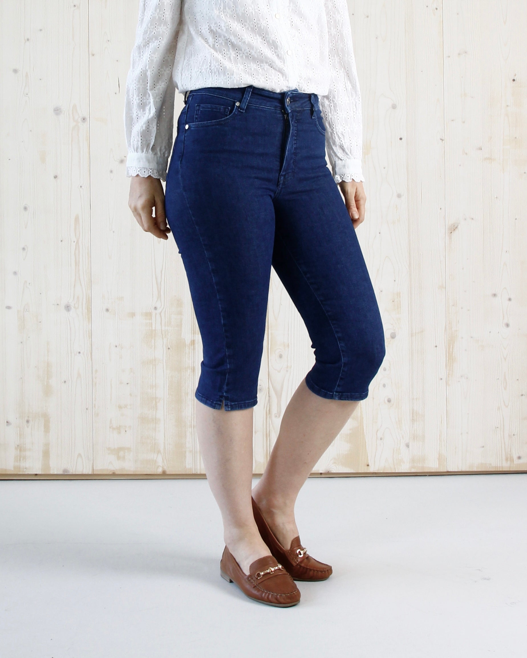 OPAL CAPRI - GREEK BLUE