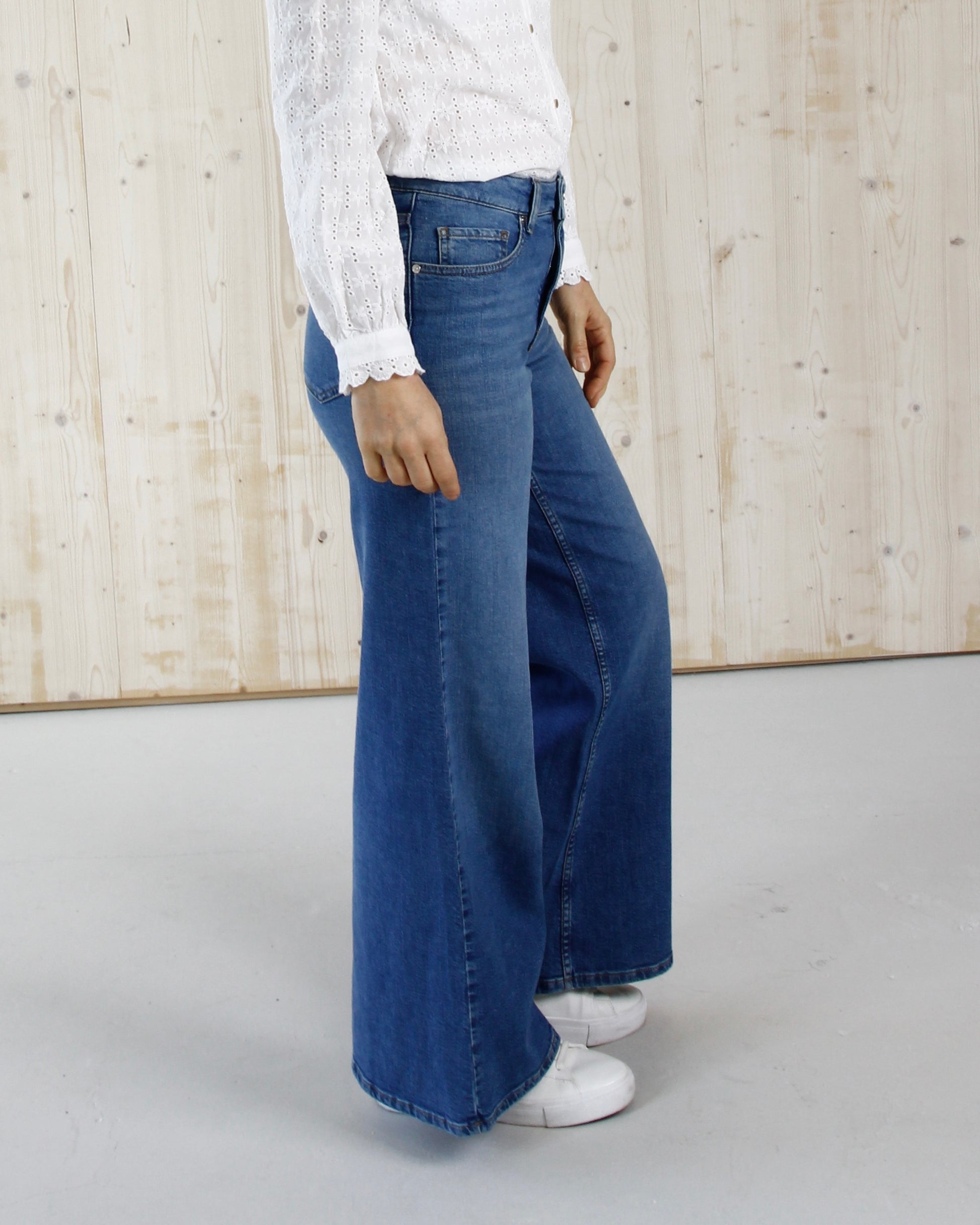 BELLS JEANS - BLUE FROST