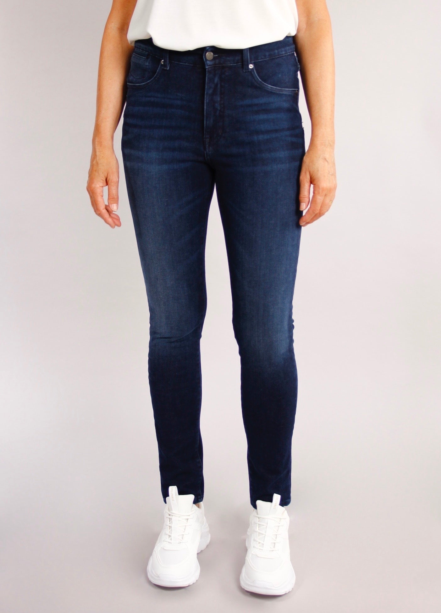 Azalea Night Sky Jeans - Dame - Slim leg - High waist - Stretchy